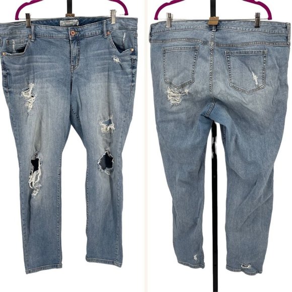 Torrid Boyfriend Stretch Mid-Rise Rip & Repair Jeans Plus 20 R Whiskers Stitched - Picture 2 of 16
